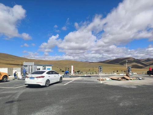 提質升級理亞路服務配套設施，為G318世界最美景觀大道注入“美麗經濟”新動能