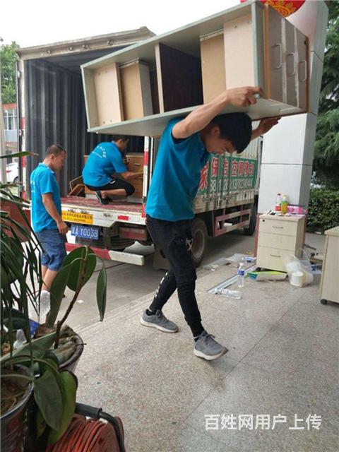 城市停車服務(wù) 便捷與挑戰(zhàn)并存